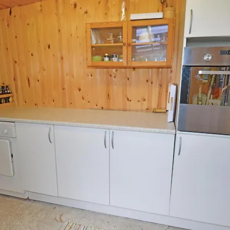 Сasa de vacaciones 3 Bedroom Gorgeous In Farso Louns