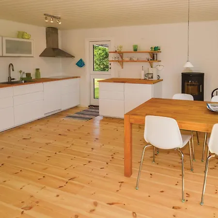 3 Bedroom Gorgeous In Farso Louns
